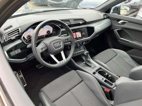 AUDI Q3 (2024) — foto 5 van 20