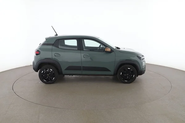 Dacia Spring (2025) — foto 13 van 16