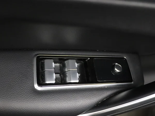 JAGUAR F-Pace (2022) — foto 6 van 19