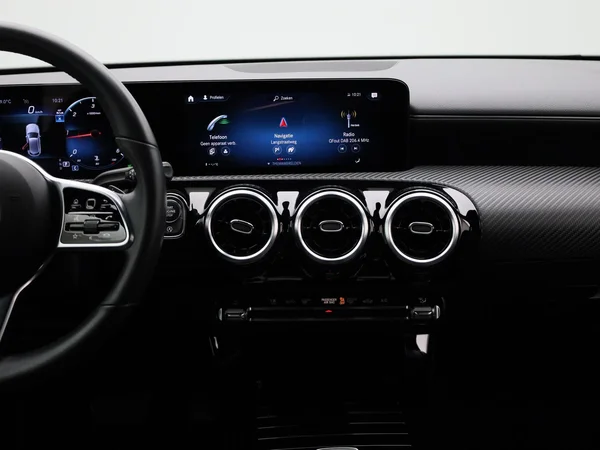 Mercedes-Benz A-Klasse (2022) — foto 43 van 43