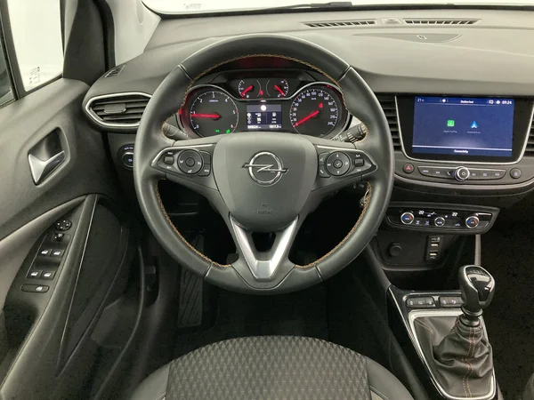 OPEL Crossland X (2019) — foto 10 van 36