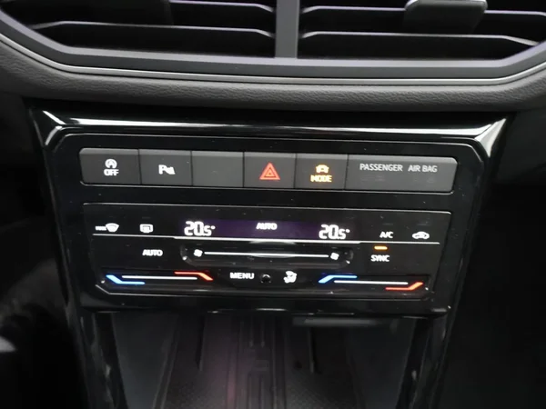 Volkswagen T-Cross (2025) — foto 10 van 26