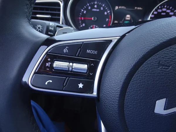 Kia cee'd (2024) — foto 13 van 27