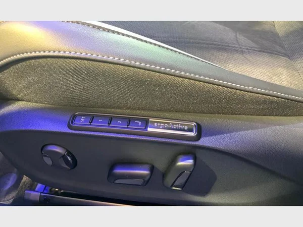 VOLKSWAGEN ID.7 Tourer (2026) — foto 11 van 21