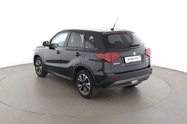 Suzuki Vitara (2023) — foto 10 van 16