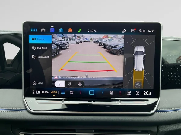 VOLKSWAGEN Tiguan (2025) — foto 5 van 22