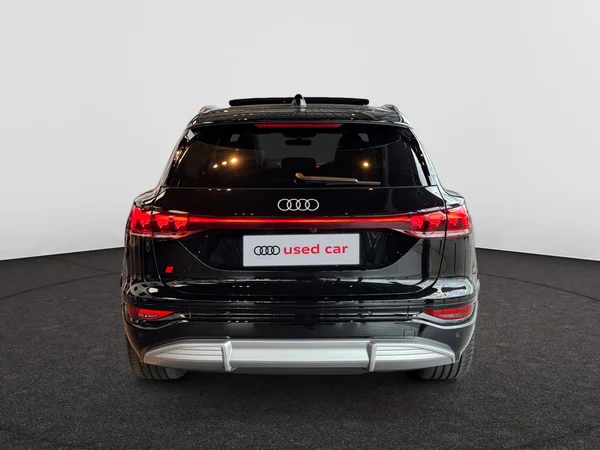 AUDI SQ6 e-tron (2026) — foto 18 van 23