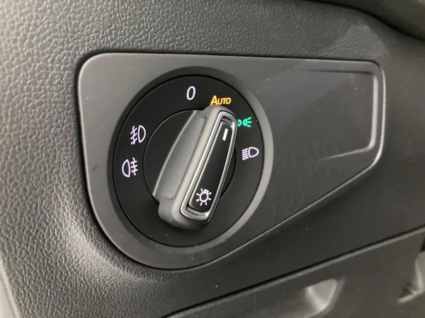 VOLKSWAGEN Tiguan Allspace (2021) — foto 19 van 36