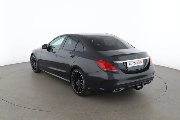 Mercedes-Benz C-Klasse (2021) — foto 10 van 16