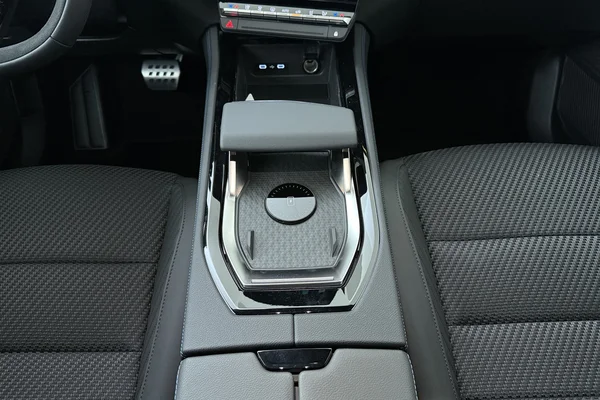 Renault Austral E-Tech (HEV) (2026) — foto 4 van 13