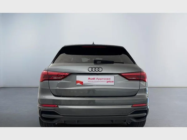 Audi Q3 (2023) — foto 25 van 27
