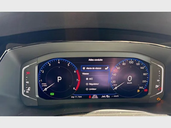 VOLKSWAGEN Touran (2026) — foto 11 van 22