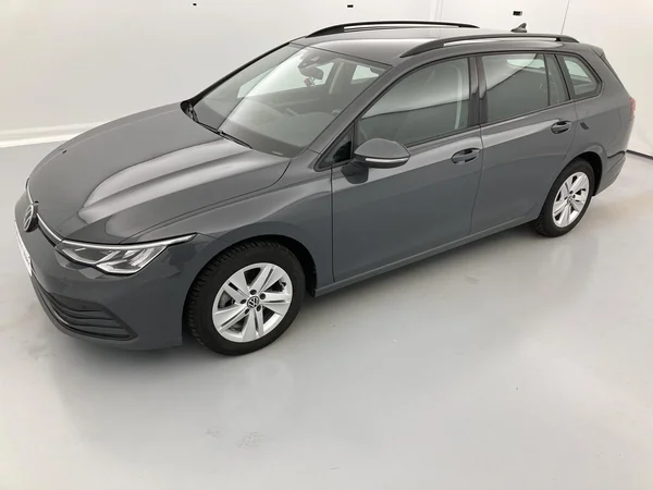 VOLKSWAGEN Golf VIII SW (2022) — foto 27 van 36
