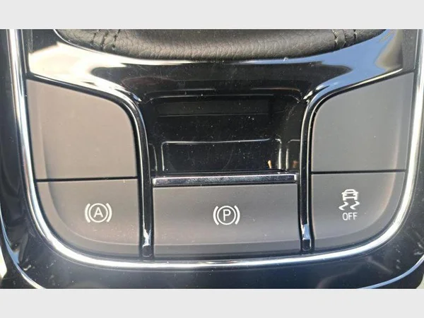 Skoda Karoq (2025) — foto 16 van 23