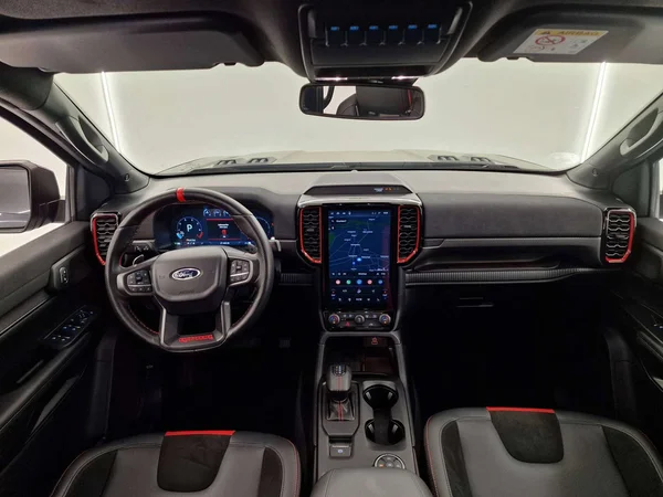 Ford Ranger — foto 16 van 17