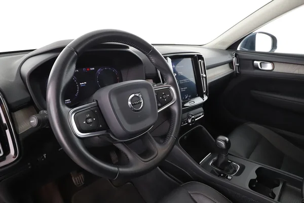 Volvo XC40 (2020) — foto 2 van 16