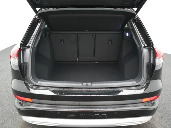 AUDI Q4 e-tron (2025) — foto 2 van 20