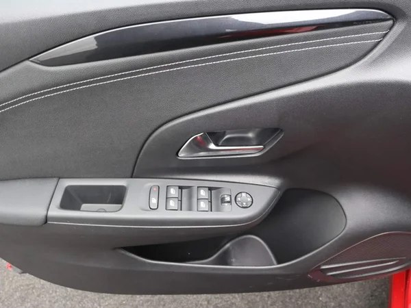 Opel Corsa (2025) — foto 8 van 18