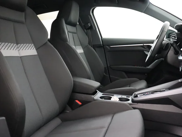AUDI A3 Sportback (2025) — foto 18 van 18