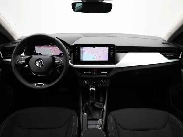 SKODA Scala (2024) — foto 16 van 20