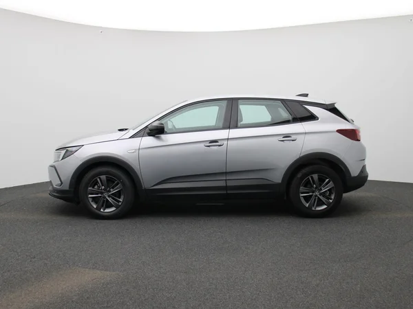 Opel Grandland (2022) — foto 29 van 34