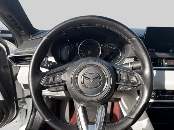 Mazda 6 (2021) — foto 2 van 18