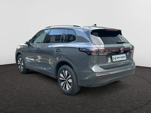 VOLKSWAGEN Tiguan (2026) — foto 18 van 24