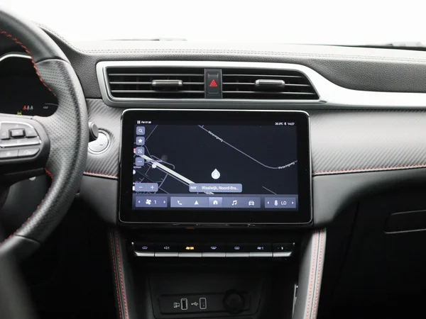 MG ZS (2023) — foto 3 van 41