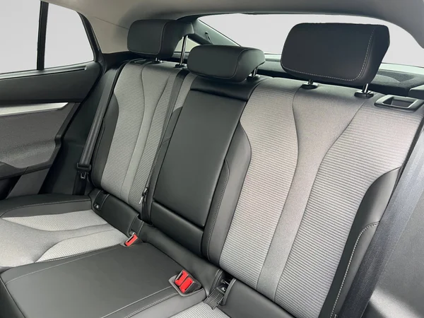 SKODA Enyaq Coupé (2026) — foto 10 van 24