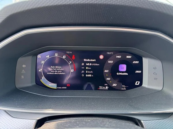 SEAT Leon (2025) — foto 6 van 24
