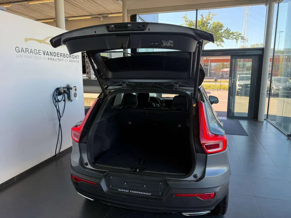 Volvo XC40 (2018) — foto 20 van 23
