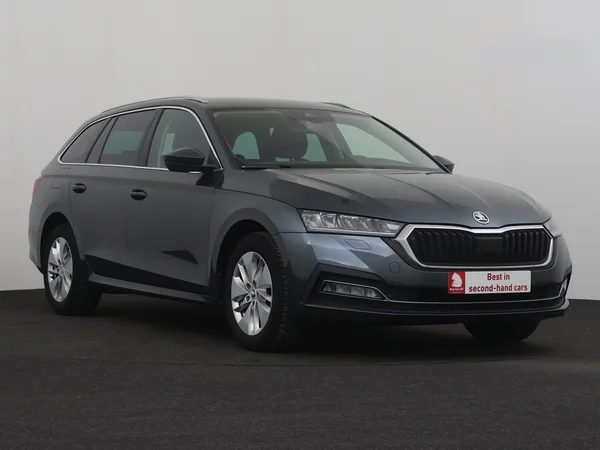 SKODA Octavia (2021) — foto 21 van 26