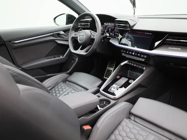 Audi RS3 (2024) — foto 53 van 65