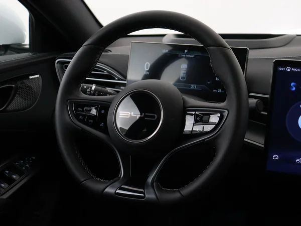 BYD Seal (2025) — foto 16 van 37
