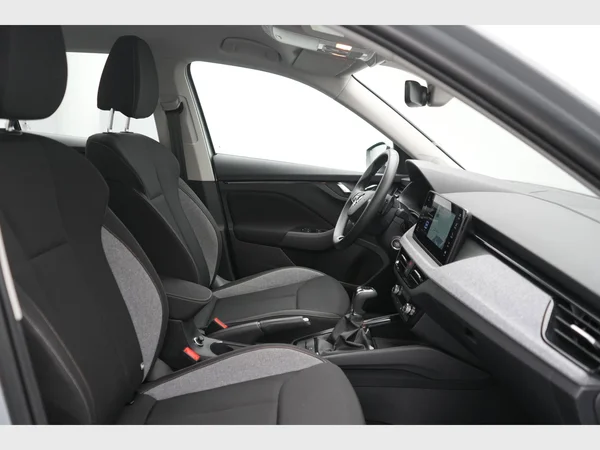 SKODA Kamiq (2024) — foto 6 van 28