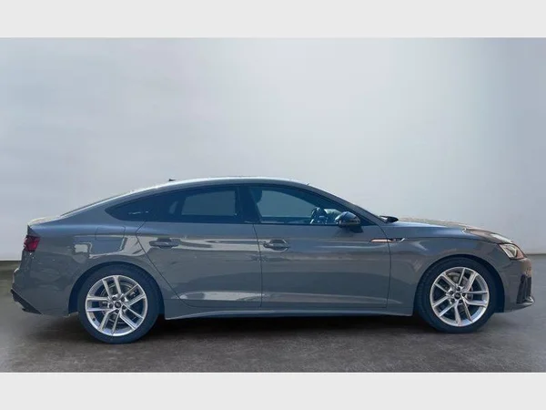 AUDI A5 Sportback (2021) — foto 23 van 37