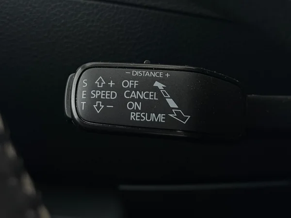 SKODA Superb (2023) — foto 9 van 31