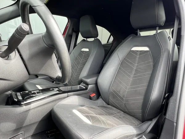 Opel Mokka-e (2022) — foto 2 van 38