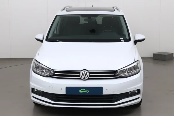 Volkswagen Touran (2020) — foto 12 van 31