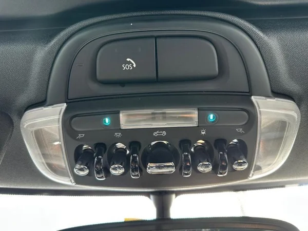 MINI Mini Cabriolet (F57 LCI II) (2021) — foto 14 van 28