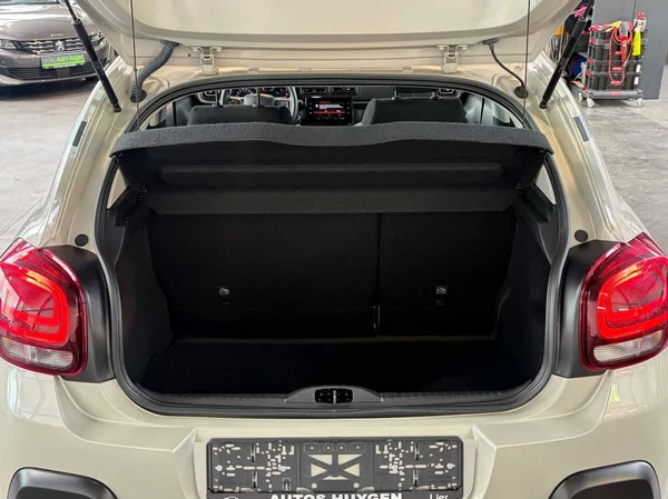 Citroen C3 (2023) — foto 12 van 16