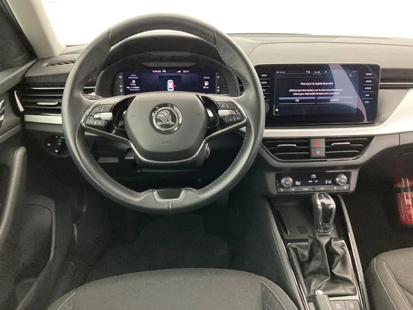 SKODA Kamiq (2022) — foto 33 van 36
