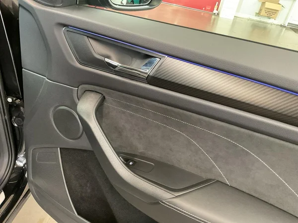 SKODA Kodiaq (2024) — foto 9 van 22