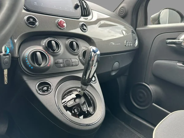 Fiat 500 (2020) — foto 6 van 16
