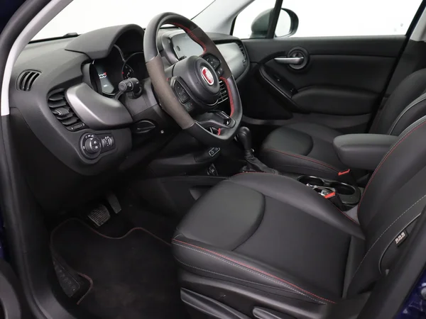 FIAT 500X (2024) — foto 2 van 28
