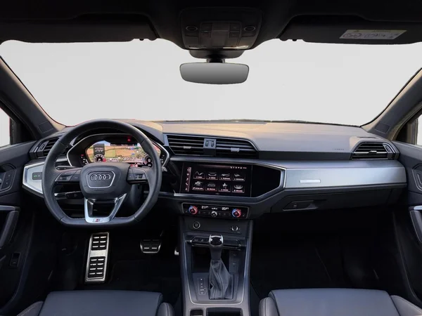 AUDI Q3 Sportback (2025) — foto 17 van 17