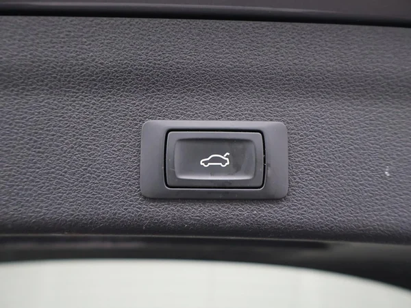AUDI A6 Avant Dsl (2019) — foto 18 van 29