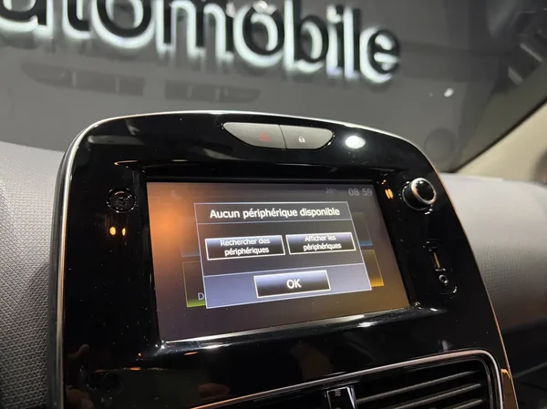 Renault Clio (2019) — foto 2 van 21