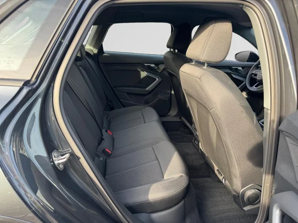 AUDI A3 Allstreet PHEV (2025) — foto 10 van 24