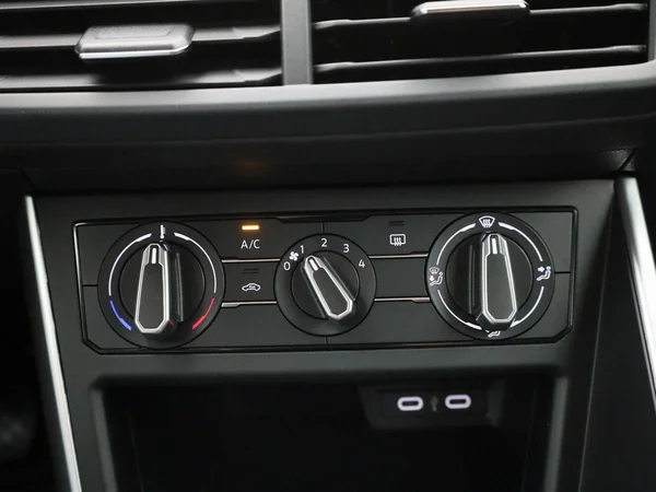 Volkswagen Polo (2024) — foto 9 van 37